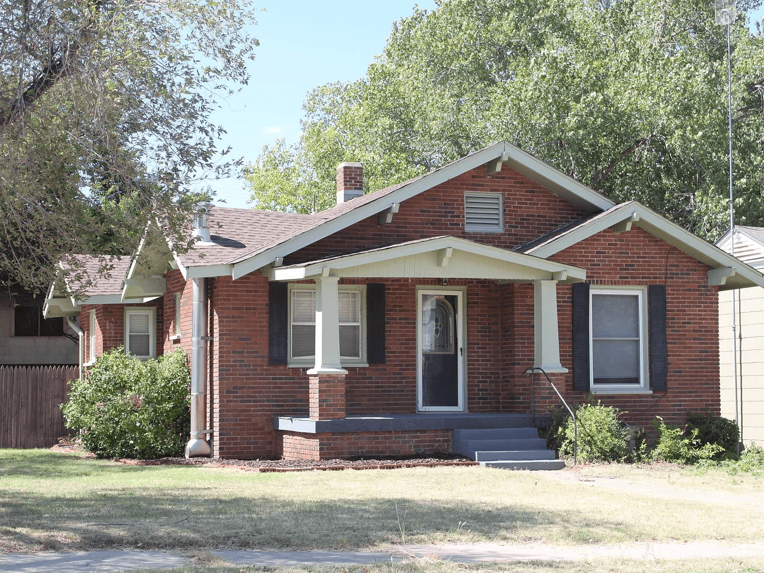 Distressed brick house - we buy houses like this